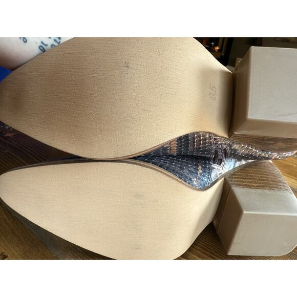 Arider Girl Womens Faux Snakeskin Pointed Toe Ankle Boots Western Style Size 8.5 - Picture 6 of 7